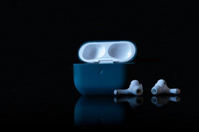 BeatFlow S1 AirPods Pro (2nd generation) with MagSafe Case (USB-C) Bluetooth(White, True Wireless)