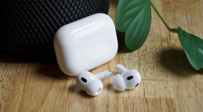 Hanuman Enterprise AarPods Pro 2-(2nd generation) with MagSafe Case(USB-C) Bluetooth(White, True Wireless)