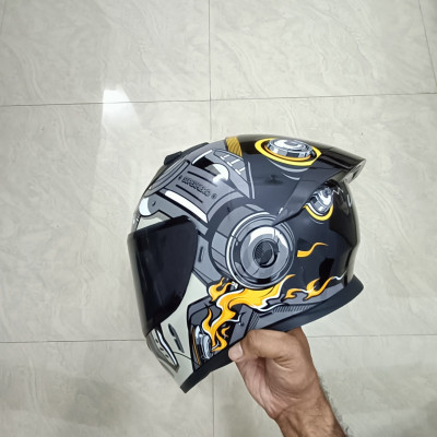 VEGA BOLT superhero Motorsports Helmet(Black, Grey)