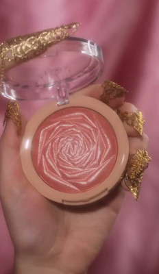 tanvi27 Blusher Face Highlighter Makeup ShimmerSparkly Highlighter(Light pink)