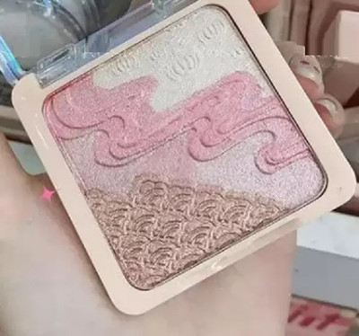 GFSU - GO FOR SOMETHING UNIQUE 4 in 1 Illuminating shimmer pressed  Highlighter(multicolor)
