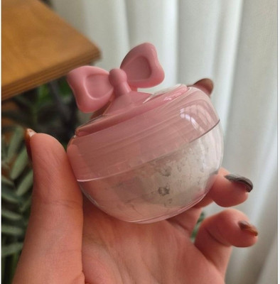 DARYUE Pigmented Shimmer Brick  Highlighter(white)