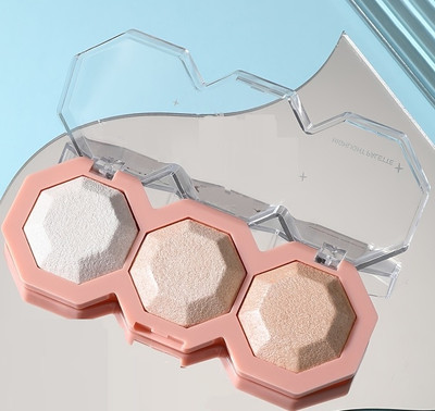 HUZURLU 3 in 1 Pearlescent Highlighter Contour Blush Palette Multi-purpose 3D Matte kit Highlighter(silver, gold, rose gold)