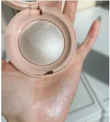 REIMICHI Highly Blendable,Long Wear Shimmer Baked Highlighter Suitable for All Skin Type Highlighter(WHITE)