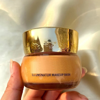 Latixmat SKIN ILLUMINATOR AND HIGHLIGHTER MAKEUP BASE FOR ALL PARTY MAKEUP GOLD Highlighter(Gold)