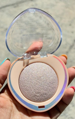 ADJD Metallic Glitter Makeup Highlighter For Instant Bright Look Highlighter(Light)