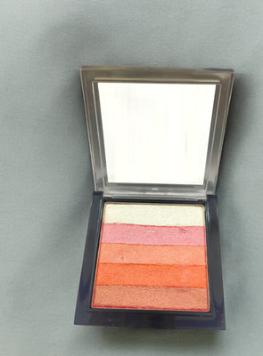 Luipui BRICK SHIMMER FACE HIGHLIGHTER PACK OF 1 Highlighter(MULTICOLOR)