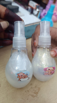GFSU - GO FOR SOMETHING UNIQUE Korean Highlighter Spray Sparkling Finish for Face & Body Highlighter(Snow White, Snow shimmer White)