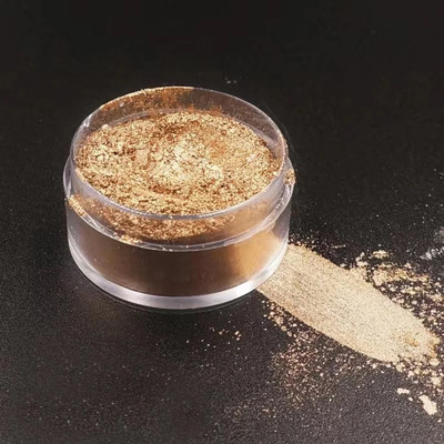 EVERERIN GOLD COLOR MOST BEAUTIFUL LOOK HIGHLIGHTER Highlighter(GOLDEN)