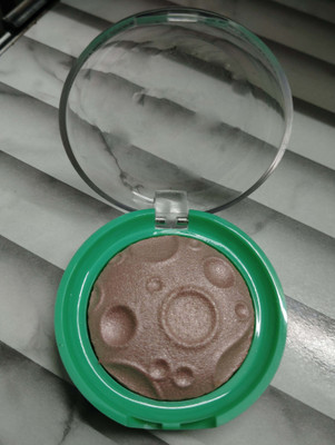 REIMICHI Rose gold Highlighter Ultra Smooth long lasting & Waterproof  Highlighter(rose gold)