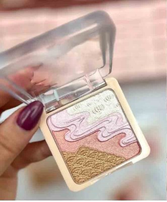 GABBU professional use makeup shine highlighter powder.. Highlighter(multi)