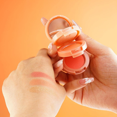 MYEONG 3 in 1 Shimmer Bronzer And Blusher Blendable Glow Face Palette(Multi Color)