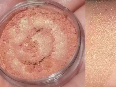 GFSU - GO FOR SOMETHING UNIQUE HIGH QUALITY COPPER HIGHLIGHTER FOR FACE & BODY IN SHIMMERY FINISH Highlighter(copper)