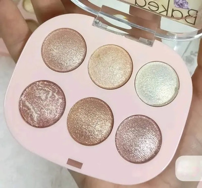 EVERERIN Illuminating Backed Highlighter Easy-to-blend Formula  Highlighter(Multicolor)