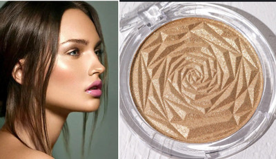 DARYUE SHINING GLOW HIGHLIGHTER LONG LASTING Highlighter(GOLDEN)