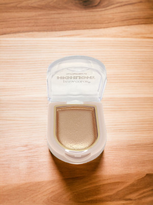 maliao Hud Colour Gold Highlighter For Glow Cheeks And Eyes Highlighter(Gold)