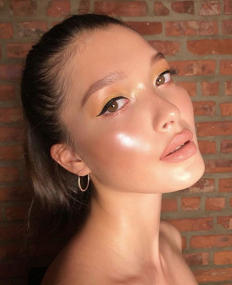 MYEONG PERFECT SHINY SHIMMER HIGHLIGHTER POWDER(White)