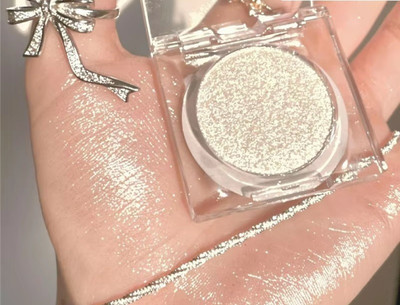 YAWI Shimmer Finish Highlighter Palette|Long Lasting & Smooth Formula Highlighter(White Silver)