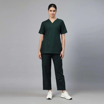 SHARMASCRUBS Women Medical Scrub – Doctors & Nurse Scrub Suit/ OT Dress (Forest Green, M) Shirt, Pant Hospital Scrub(Forest Green M)