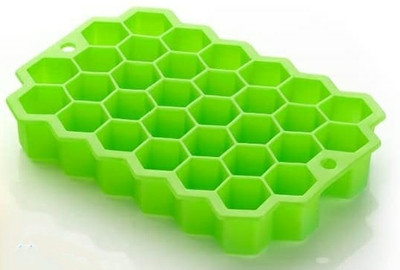 Releena Green Plastic Ice Cube Tray(Pack of1)