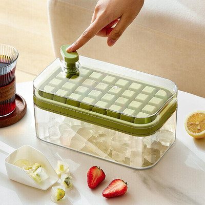 ZWEELAY Multicolor Plastic Ice Cube Tray(Pack of1)