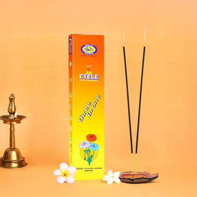 Cycle Pure 3 in 1 Agarbatti, 50 gms - Lily, Floral, Woody, Natural Fragrance(50 g, Set of 1)