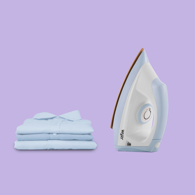 WYZR by Reliance Retail WDIS0004 1000 W Dry Iron(SKYBLUE)