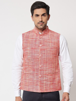 Vastraa Fusion Sleeveless Self Design Men Jacket