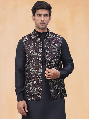 Jompers Sleeveless Embellished Men Jacket