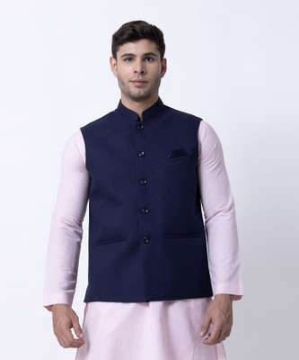 P TEN Sleeveless Solid Men Jacket