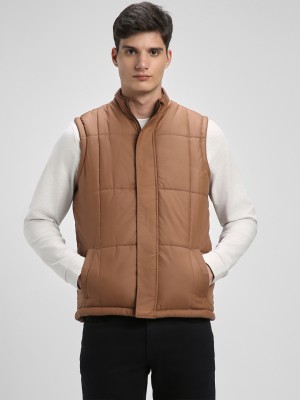 Dennis Lingo Sleeveless Solid Men Jacket