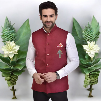 HouseOfCommon Sleeveless Solid Men Jacket