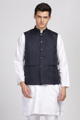 Aany's Culture Sleeveless Solid Men Jacket