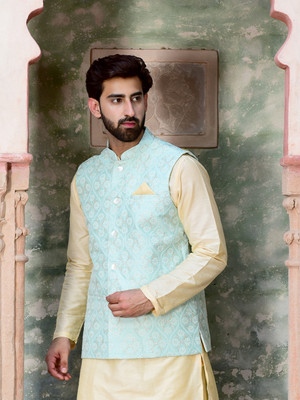 HOUSE OF DEYANN Sleeveless Embroidered Men Jacket