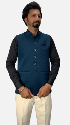 gargian trend Sleeveless Self Design Men Jacket