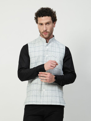 Vastraa Fusion Sleeveless Checkered Men Jacket