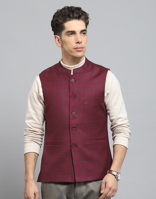 MONTE CARLO Sleeveless Solid Men Jacket
