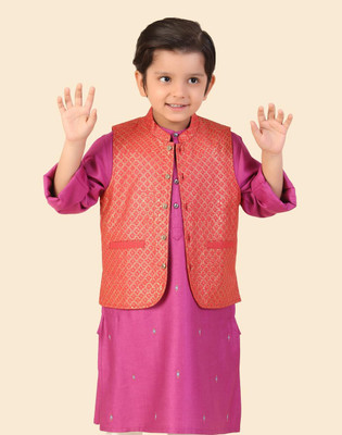 Fabindia Sleeveless Self Design Boys Jacket