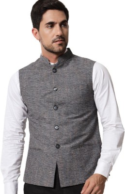 Vastraa Fusion Sleeveless Solid Men Jacket