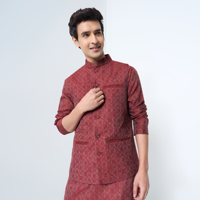 Indus Route by Pantaloons Sleeveless Solid Men Jacket