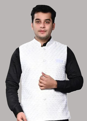 BizzEie Sleeveless Self Design Men Jacket