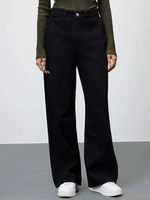 Akacy Straight Fit Women Black Jeans