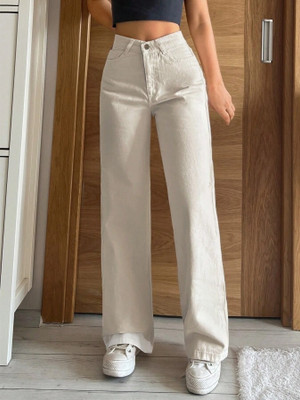 woomny Straight Fit Women Beige Jeans