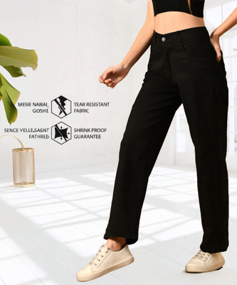Nalaka Relaxed Fit Women Black Jeans