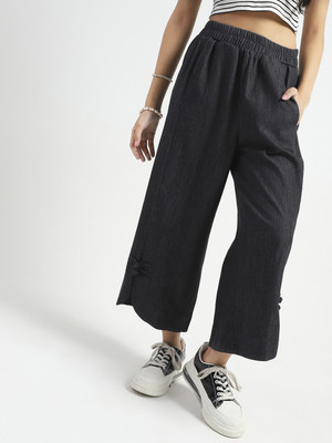 Sera Relaxed Fit Women Black Jeans