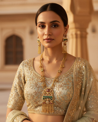 Statement Royale Brass Gold Jewellery Set(Pack of 1)