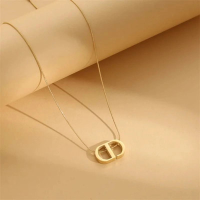 Saika 18K GOLD PLATED CHAIN Gold-plated Diamond Stainless Steel Pendant