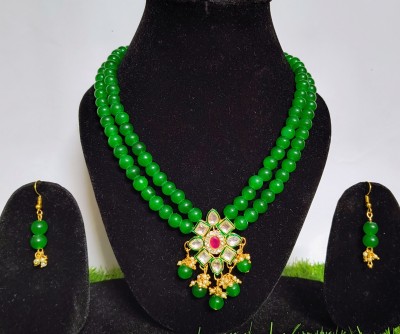 Shrutidixit Glass Green Jewellery Set(Pack of 1)