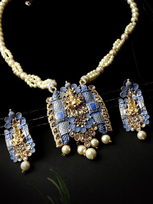 BHANA CREATIONS Alloy Gold-plated Blue Jewellery Set(Pack of 1)