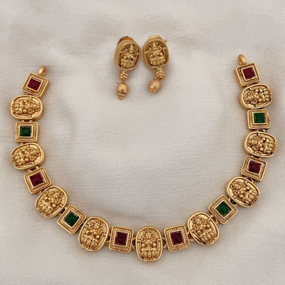 Joyful Alloy Gold-plated Red, Green Jewellery Set(Pack of 1)